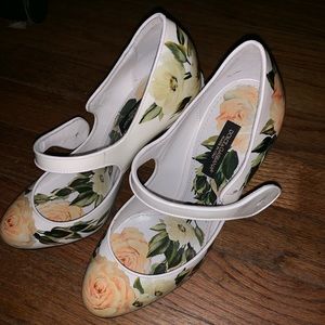 Dolce & Gabana size 36 never worn